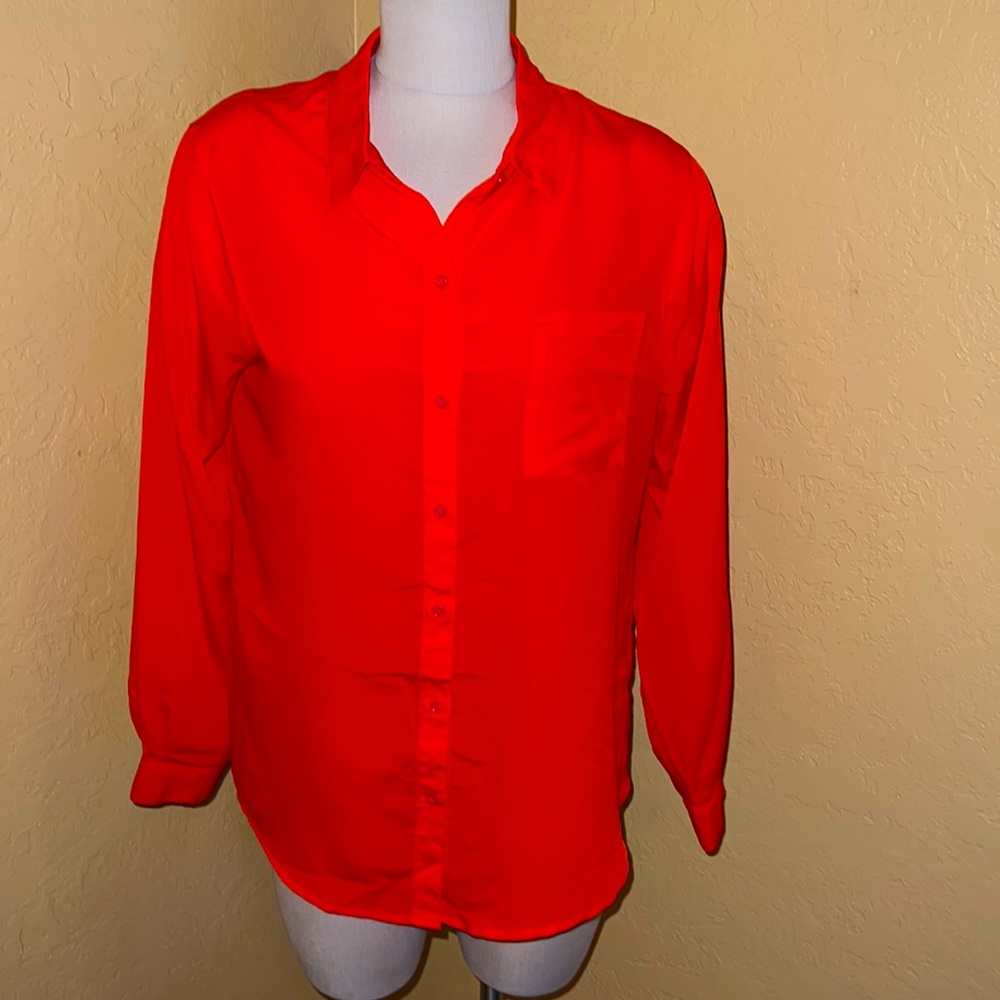 3/$15 Coral button up blouse, size L